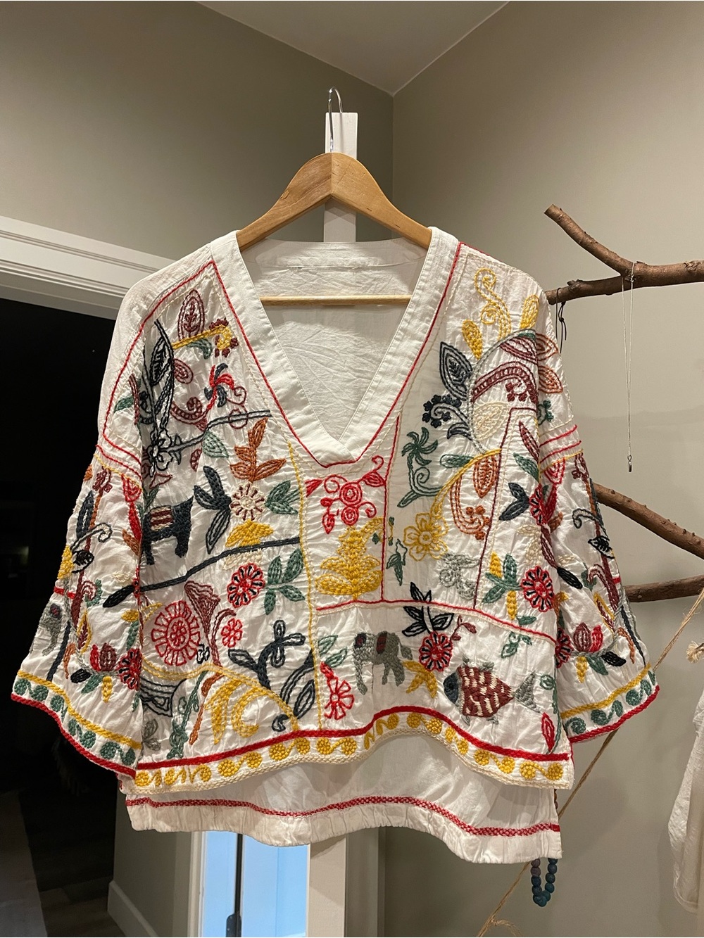 Embroidered boho elephant 🐘 Women’s Top in White